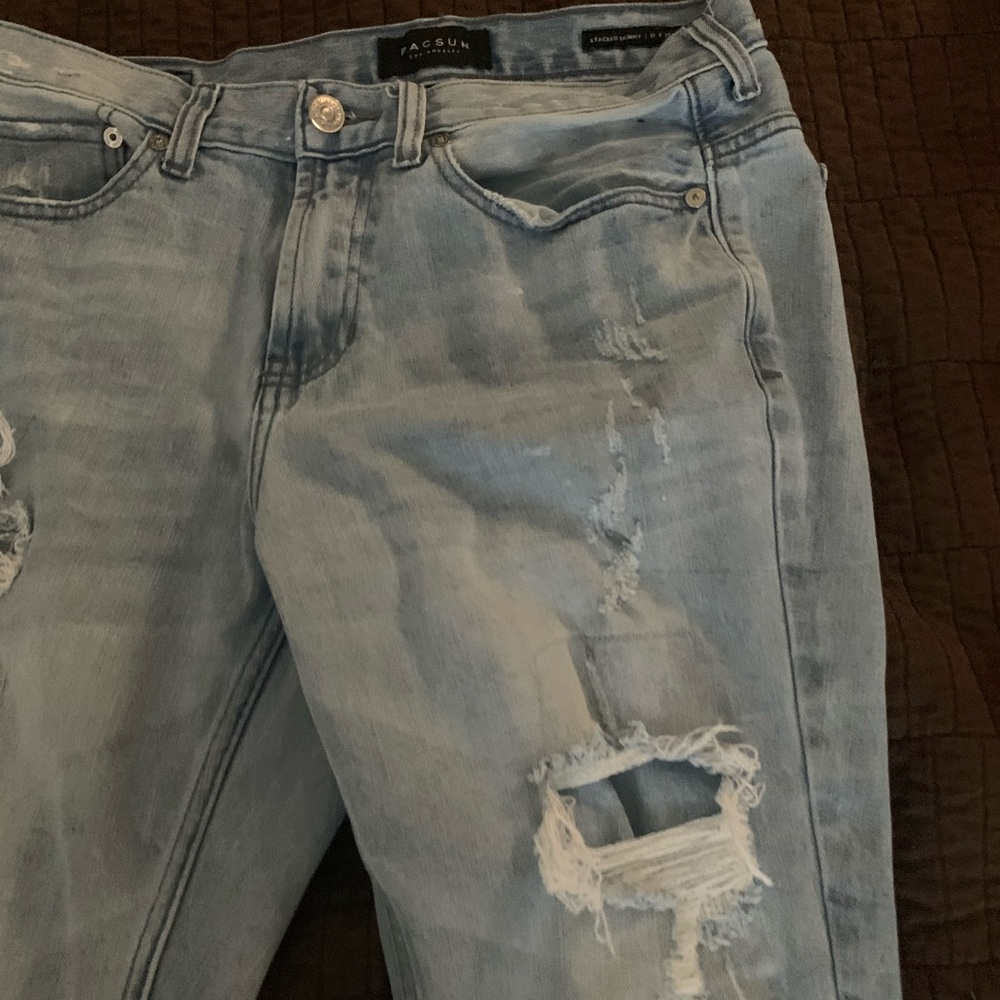 Pacsun Ripped Jeans - Picture 3 of 3